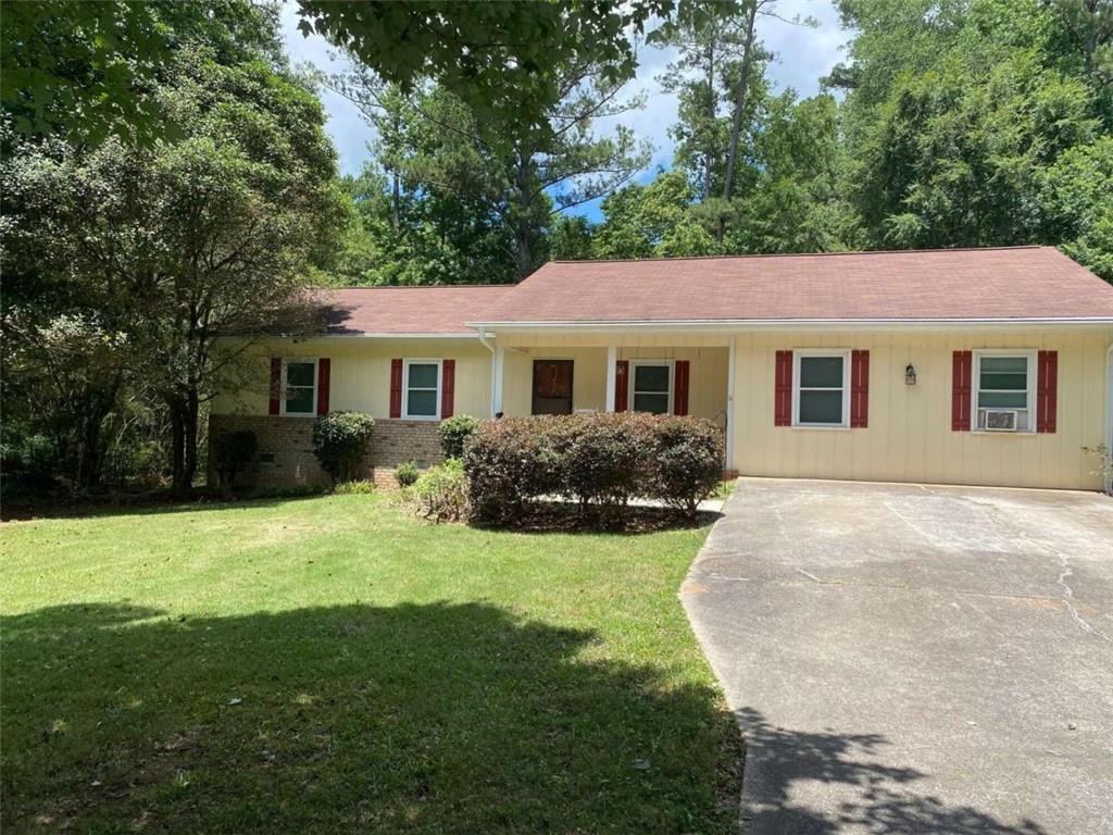 Fair Oaks Dr, Conyers, GA 30094