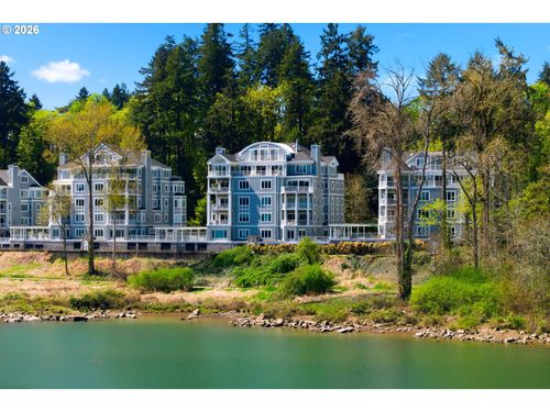 18-131 Furnace St, Lake Oswego, OR, 97034-3959 | Card Image