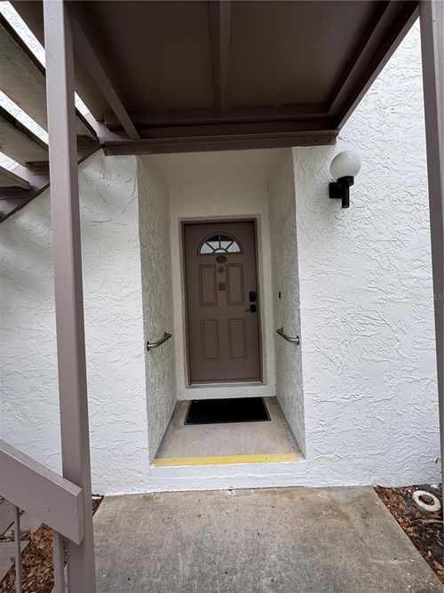 apt-b-511 Longfellow Ct, SAFETY HARBOR, FL, 34695-4372 | Card Image