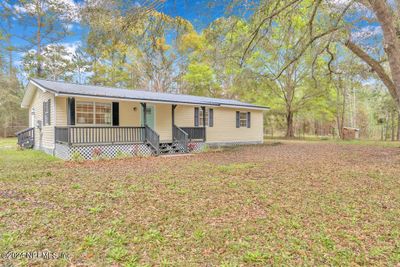 48088 Haddock Road, House other with 3 bedrooms, 2 bathrooms and null parking in Hilliard FL | Image 3