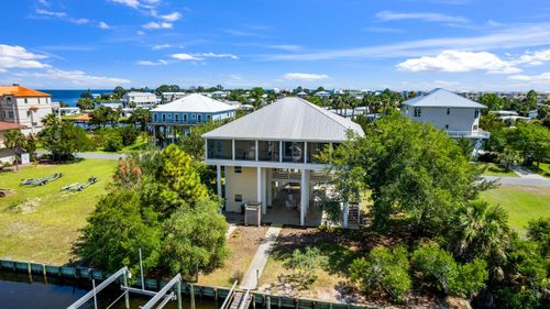 82 Royster Dr, CRAWFORDVILLE, FL, 32327-4625 | Card Image