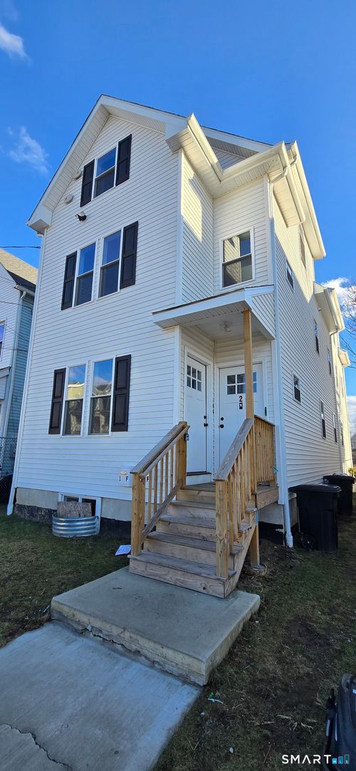 2-99 Johnson St, Bridgeport, CT, 06604-5852 | Card Image