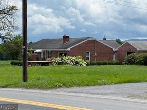 181 E Main St, WALNUT BOTTOM, PA, 17266-9712 | Card Image