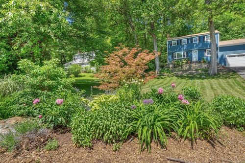 16 Vanderbelt Rd, Acton, MA, 01720-4305 | Card Image