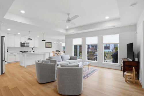 527 Tomahawk Dr, COLUMBIA, MO, 65203 | Card Image