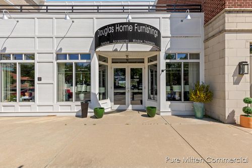 b-150 W Center St, Douglas, MI, 49406 | Card Image