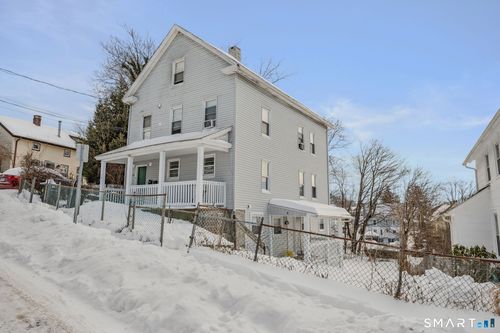 22 Chappell St, New London, CT, 06320-5260 | Card Image