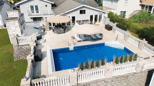 1116 Shore Dr, New Buffalo, MI, 49117-1040 | Card Image