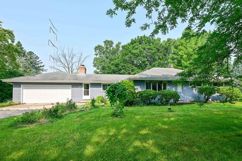 11737 N Ridgeway Avenue, Mequon, WI, 53097 | Card Image