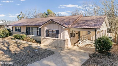 165 Marbury Dr, Holly Springs, MS, 38635-2810 | Card Image