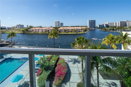 306-3800 S Ocean Dr, Hollywood, FL, 33019-2927 | Card Image