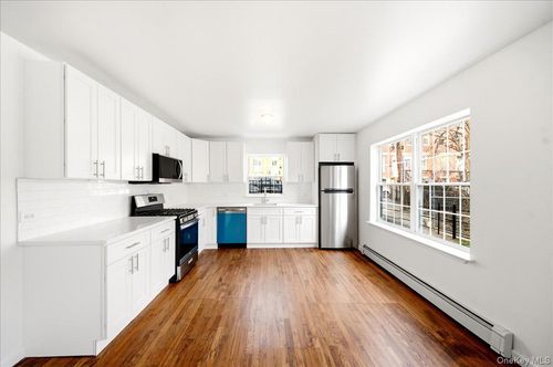 1-82 Morningside Avenue, Yonkers, NY, 10703 | Card Image