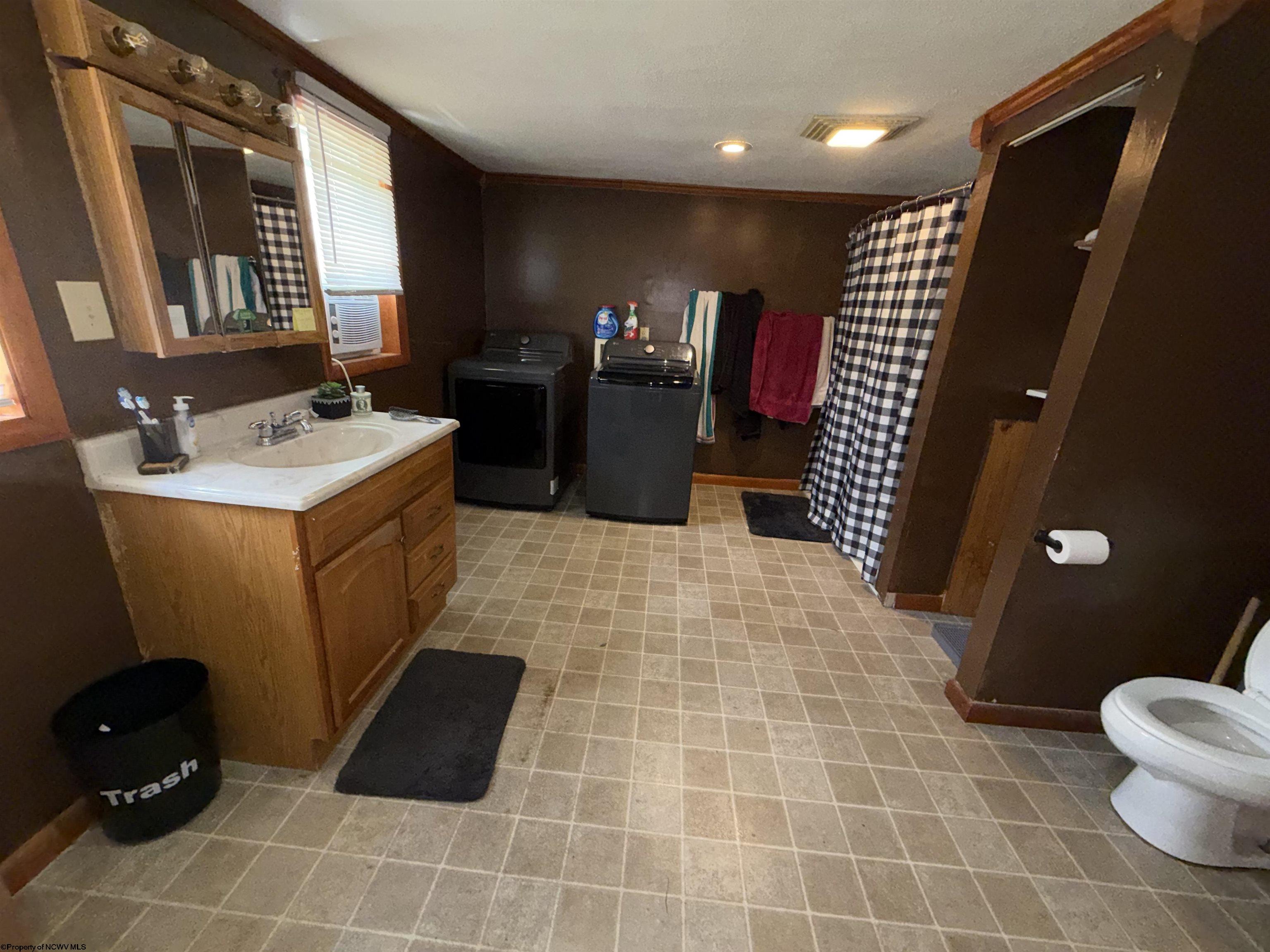 Residential in Elkins 4