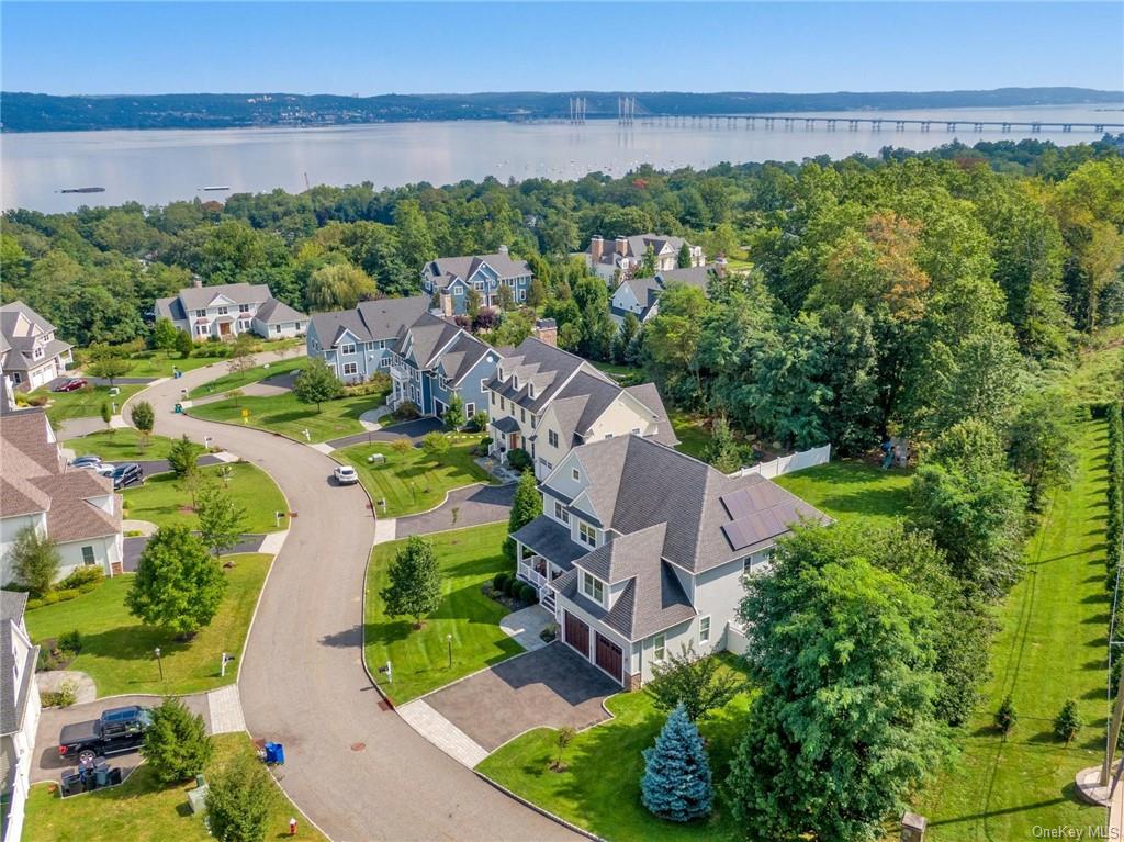 Riverton Dr, Nyack, NY 10960