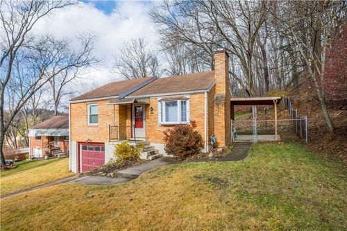 105 Idaway Dr, Ross Twp, PA, 15237 | Card Image