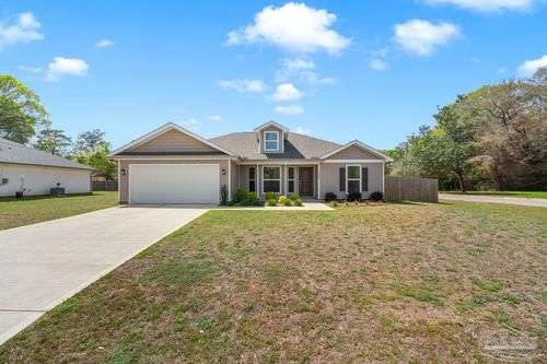 4439 Conifers St, Milton, FL, 32583-8905 | Card Image