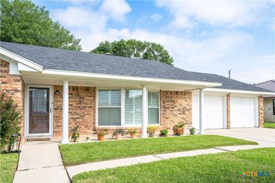 919 Center Street, House other with 3 bedrooms, 2 bathrooms and null parking in Lockhart TX | Image 3