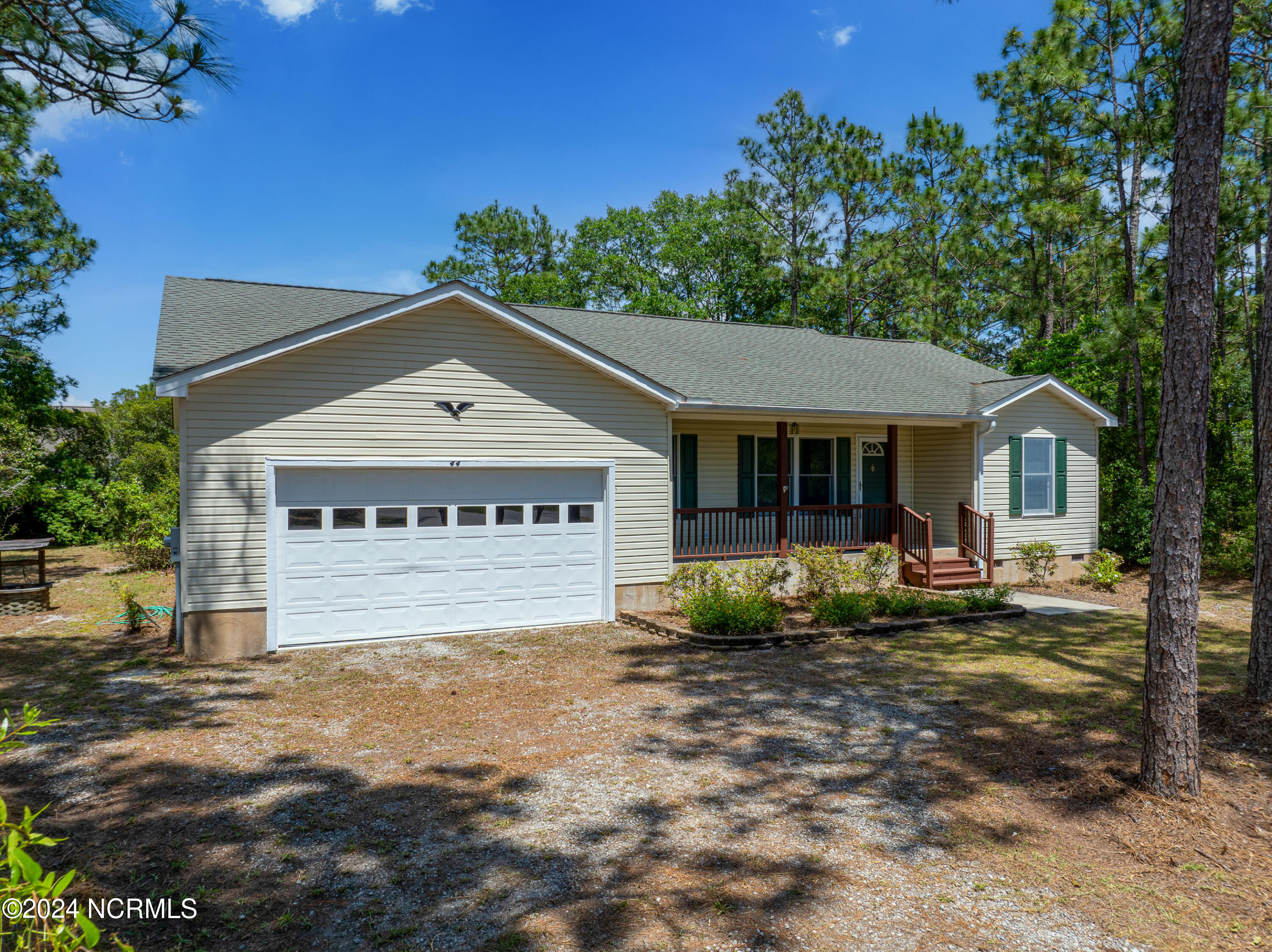 Ash Rd, Southport, NC 28461