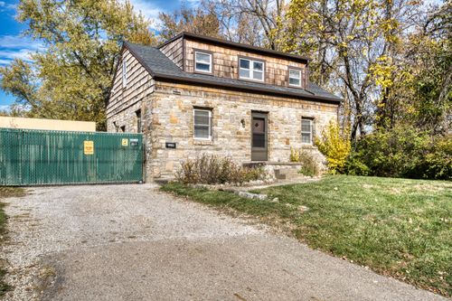 2208 Agler Rd, Columbus, OH, 43224-4568 | Card Image