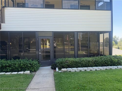 5 Charlton Dr, LAKE PLACID, FL, 33852-8670 | Card Image