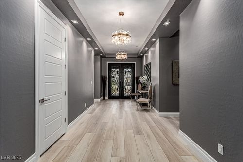 2669 Pioneer Estates Ct, Las Vegas, NV, 89117-2606 | Card Image