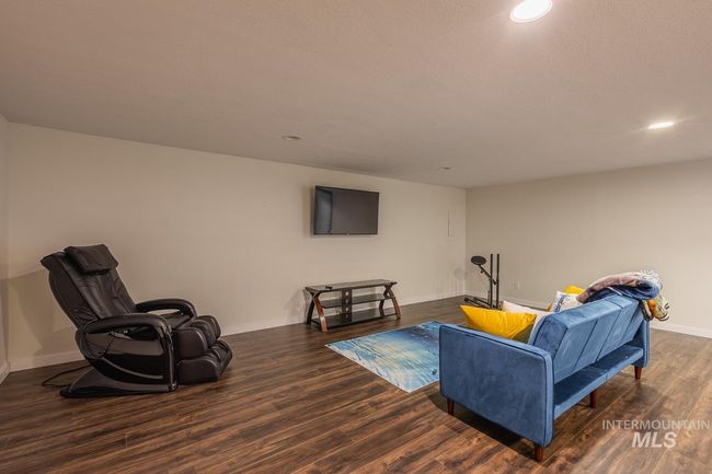 1300 N Big Tree Ln, House other with 4 bedrooms, 3 bathrooms and 4 parking in Kuna ID | Image 13