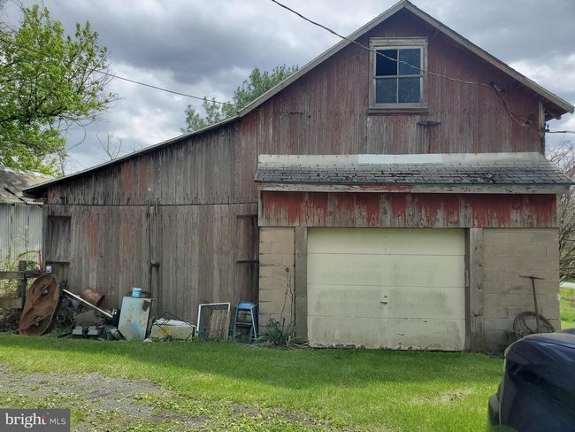 3295 Mountain View Dr, House other with 4 bedrooms, 2 bathrooms and null parking in DANIELSVILLE PA | Image 35