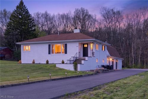 2382 Warren Burton Rd, Southington, OH, 44470-9736 | Card Image