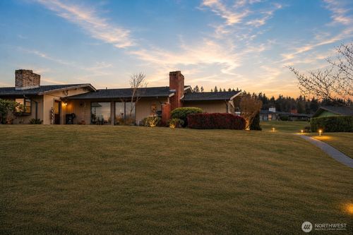 15d-1301 S 3rd Ave, Sequim, WA, 98382-3958 | Card Image
