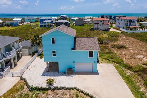 411 S 12th St, Port Aransas, TX, 78373-5328 | Card Image