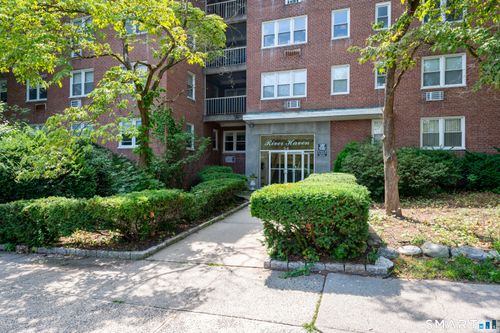 422-54 W North Street, Stamford, CT, 06905 | Card Image