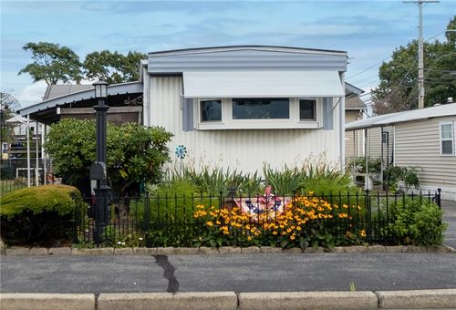 46 Lowell Ave, Pawtucket, RI, 02861-4307 | Card Image