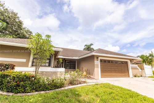 8775 Sw 57th St, Cooper City, FL, 33328-5930 | Card Image
