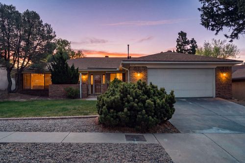 9420 Lona Ln Ne, Albuquerque, NM, 87111-1623 | Card Image