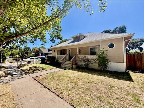 217 Cedar, Roseville, CA, 95678 | Card Image