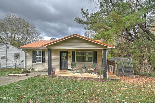 1651 Central Avenue Avenue, Elizabethton, TN, 37643 | Card Image
