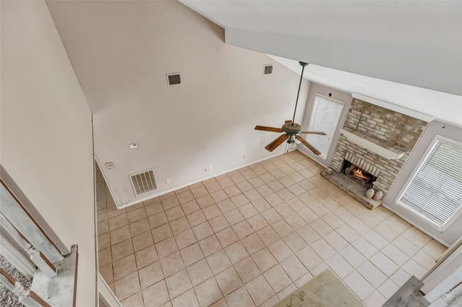 906 N Chamfer Way, House other with 4 bedrooms, 2 bathrooms and 2 parking in Crosby TX | Image 23