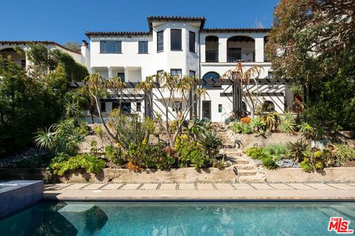 2232 Moreno Dr, LOS ANGELES, CA, 90039-3044 | Card Image