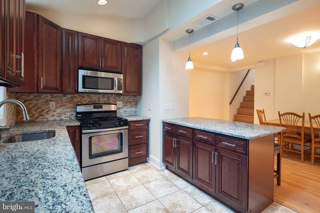 110 Roxborough Ave, Townhouse with 3 bedrooms, 2 bathrooms and null parking in PHILADELPHIA PA | Image 7