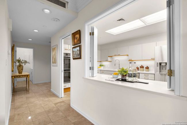 APT-304 - 200 Patterson Ave, Condo with 2 bedrooms, 3 bathrooms and null parking in San Antonio TX | Image 7