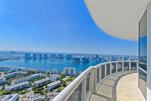 5401-18101 Collins Ave, Sunny Isles Beach, FL, 33160-3130 | Card Image