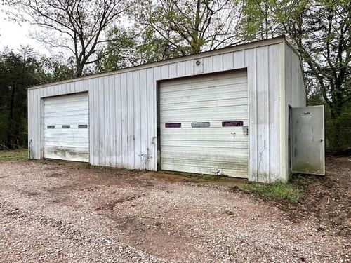 175 Drake Loop, Savannah, TN, 38372-6021 | Card Image