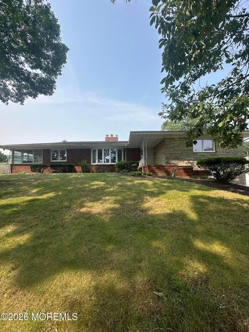 864 Breezy Oaks Dr, Toms River, NJ, 08753-4326 | Card Image