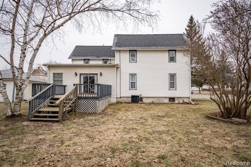 200 S Oak St, Durand, MI, 48429-1692 | Card Image