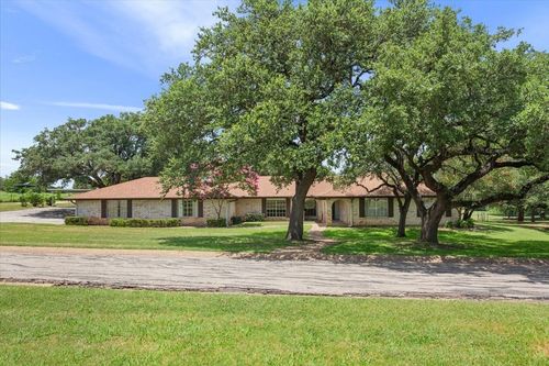 153 Eagle Canyon Dr, China Spring, TX, 76633-3227 | Card Image