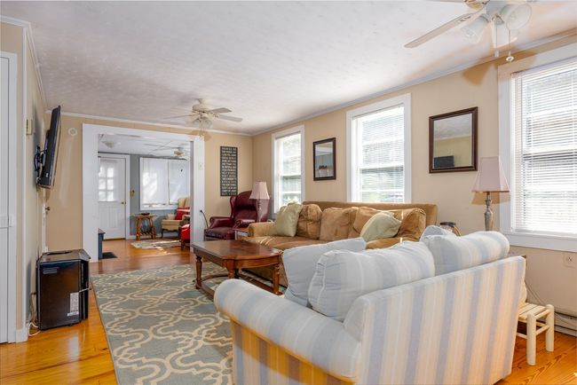 181 Village Rd, House other with 3 bedrooms, 2 bathrooms and null parking in Murphy NC | Image 8