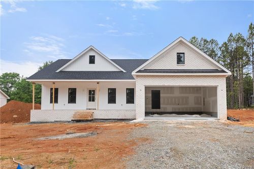 410 Potters Lndg, Denton, NC, 27239 | Card Image