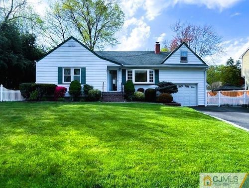 245 King St, Fanwood, NJ, 07023-1618 | Card Image