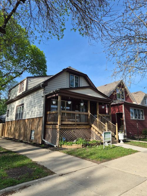 5758 Warwick Ave, Chicago, IL, 60634-2657 | Card Image