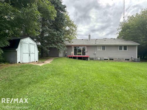 3254 S Plain Rd, Caro, MI, 48723-9427 | Card Image